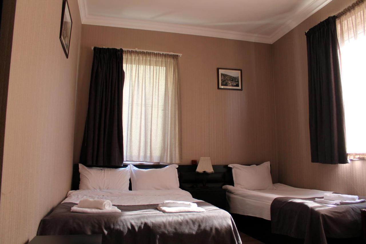 Hotel New Metekhi Tbilisi Exterior photo